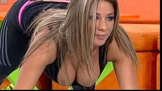 Romanian Weather Girl Porn - Bust Weather Girl Flashes Boobs Live On Air Roxana Vancea Shows More Than  Just The Weather 87120 | Hot Sex Picture